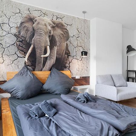 Apartment 1, Direkt Am Bahnhof Аахен Екстериор снимка