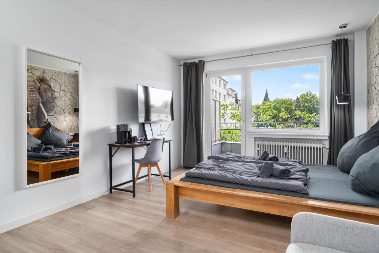 Apartment 1, Direkt Am Bahnhof Аахен Екстериор снимка